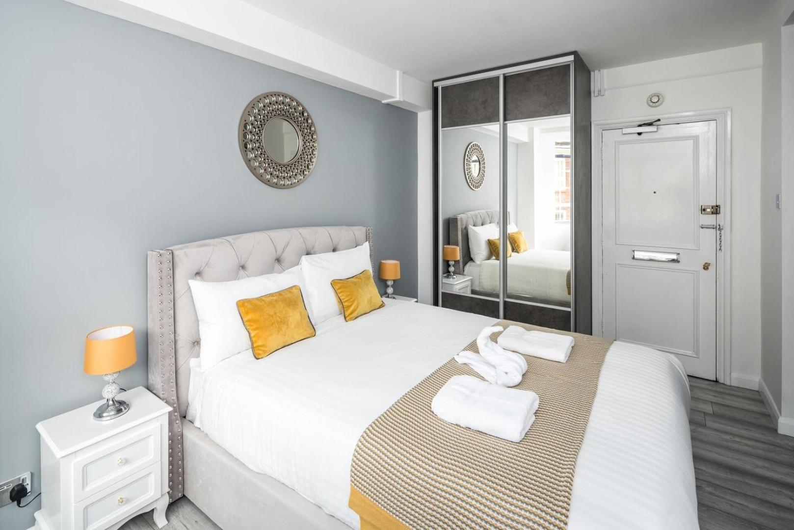 New Sleek & Modern Studio In The Heart Of Chelsea Londra Exterior foto